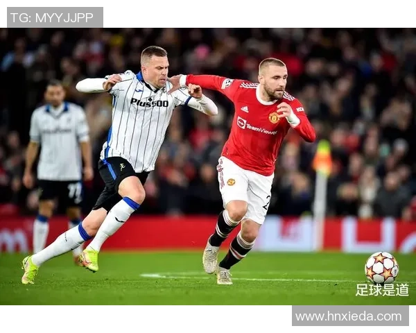 欧联杯热刺与巴萨激战成平局战术分析揭示关键瞬间失误