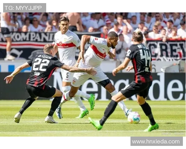 足总杯激战：莱比锡逆转本菲卡红牌事件引发全场热议与争议