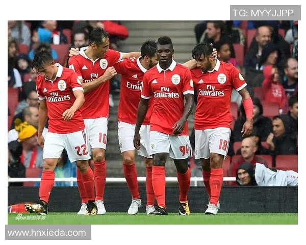 阿森纳友谊赛大胜本菲卡红牌事件引发全场热议与激情