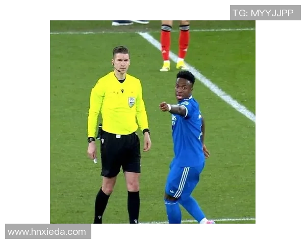 国王杯精彩对决本菲卡大胜利物浦乌龙球引发争议判罚全场沸腾