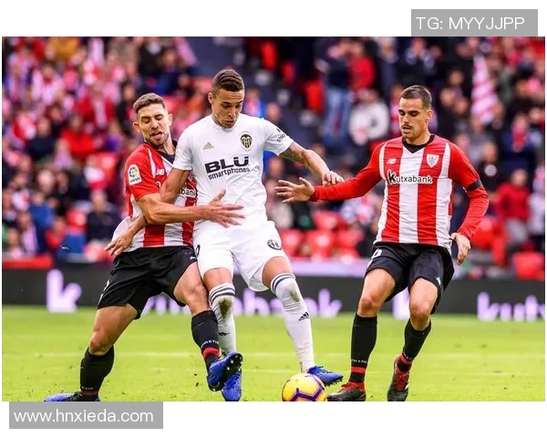 西甲激战马竞大胜巴黎圣日耳曼红牌事件引发全场热议与十大精彩进球回顾