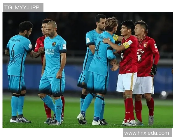 中超联赛精彩对决巴萨与曼联战成平局乌龙球引发全场热议