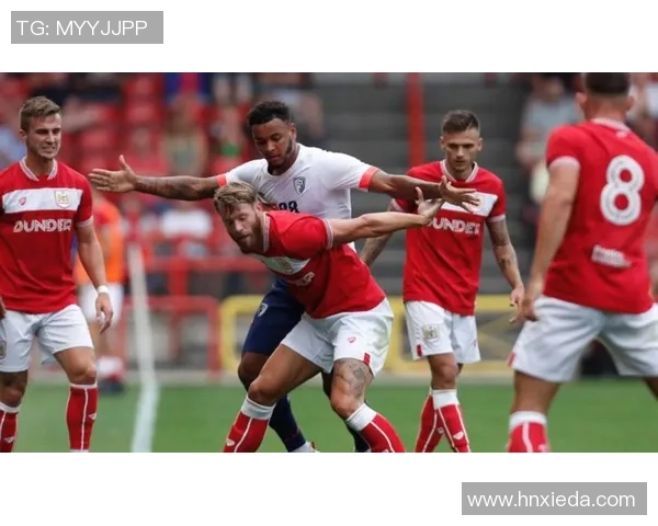 英超激战:里昂与拜仁鏖战90分钟终成平局引发热议 英超激战:里昂与拜仁鏖战90分钟终成平局引发热议